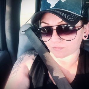 Meet your Posher, Sumer